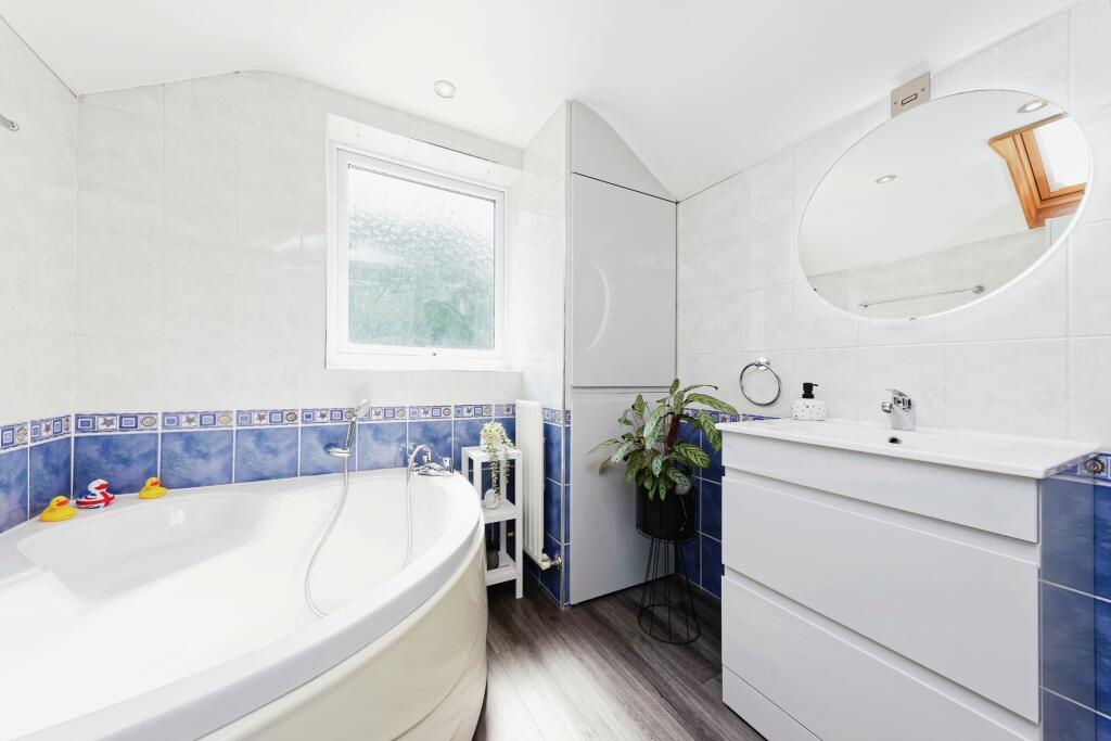 Additional property image - Bowling Green Terrace, Dover, Kent, CT17