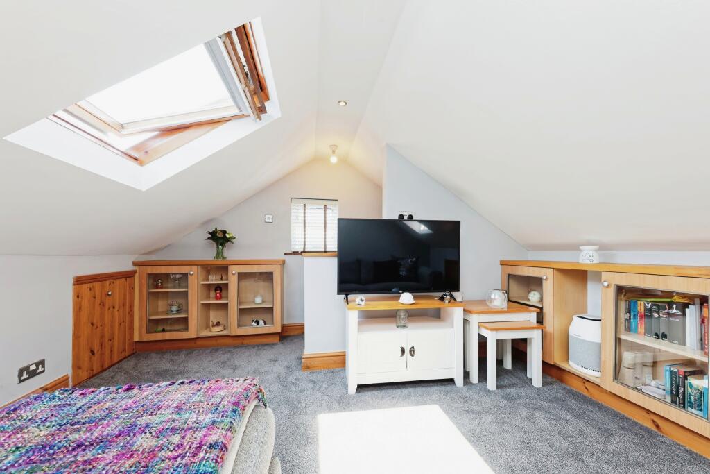 Additional property image - Bowling Green Terrace, Dover, Kent, CT17