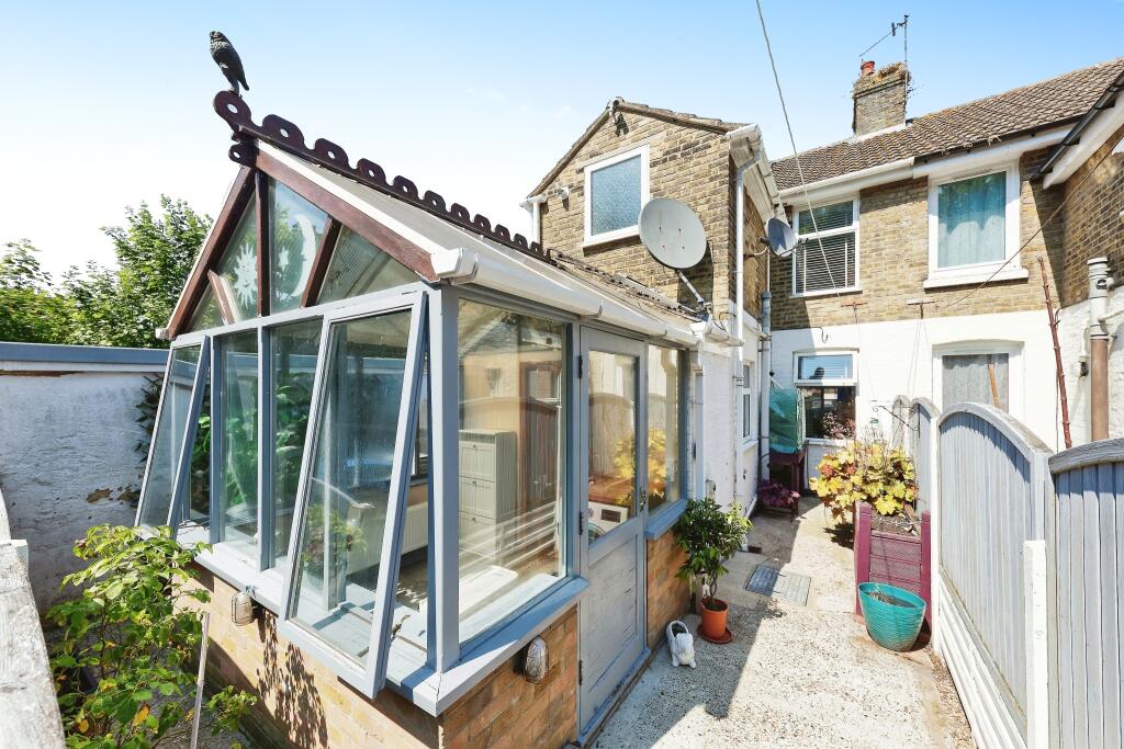 Additional property image - Bowling Green Terrace, Dover, Kent, CT17