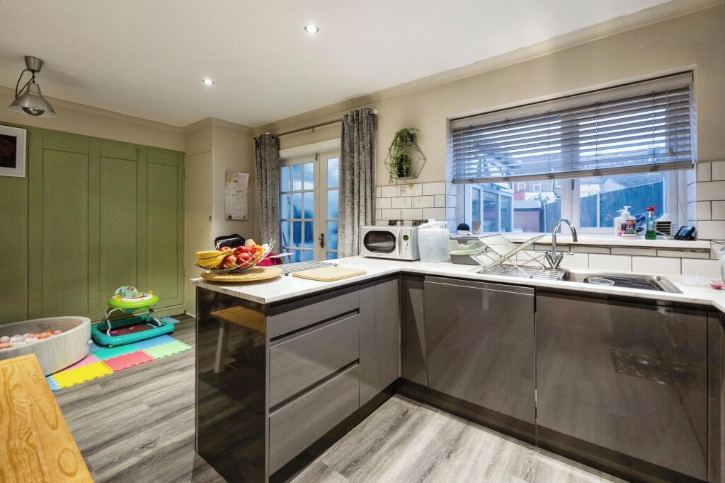 Additional image 4 of Alfred Road, DOVER, Kent, CT16