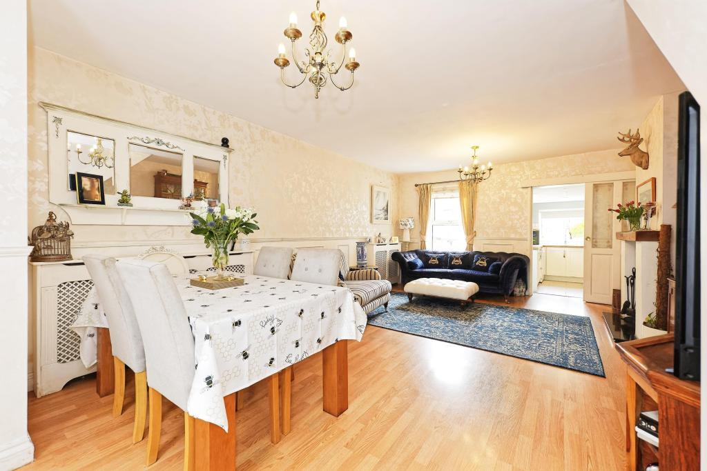 2 bedroom terraced house for sale in Lower Road, River, Dover, Kent, CT17