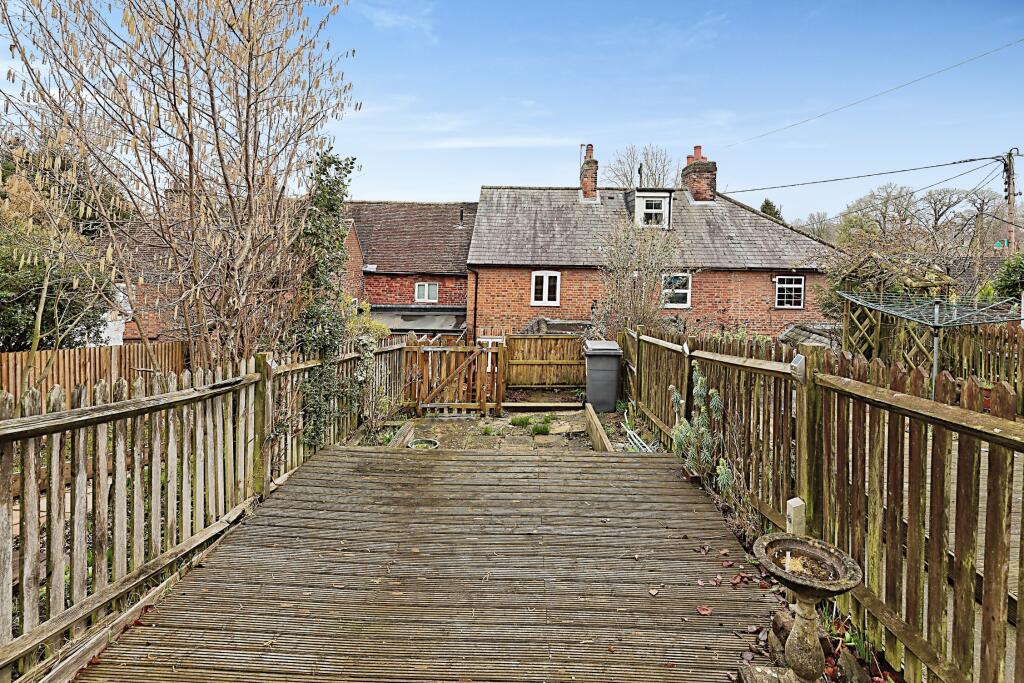 2 bedroom terraced house for sale in Easole Street, Nonington, Dover