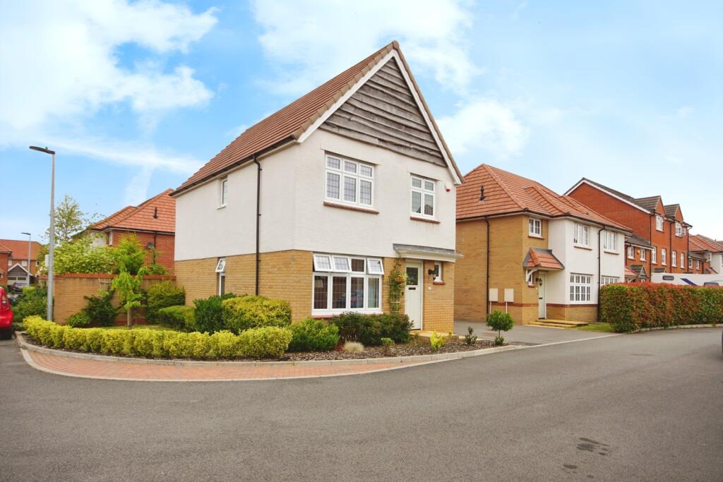 Main image of property: Island Copsie, Cheswick Village, Bristol, BS16
