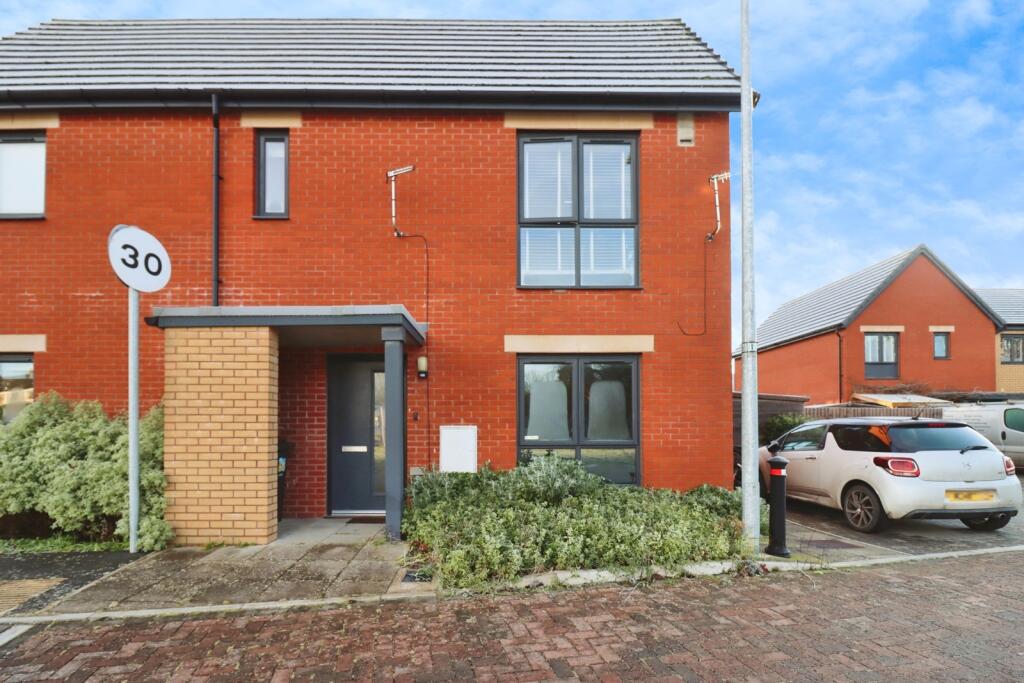 Main image of property: Oaktree Avenue, Pucklechurch, Bristol, BS16