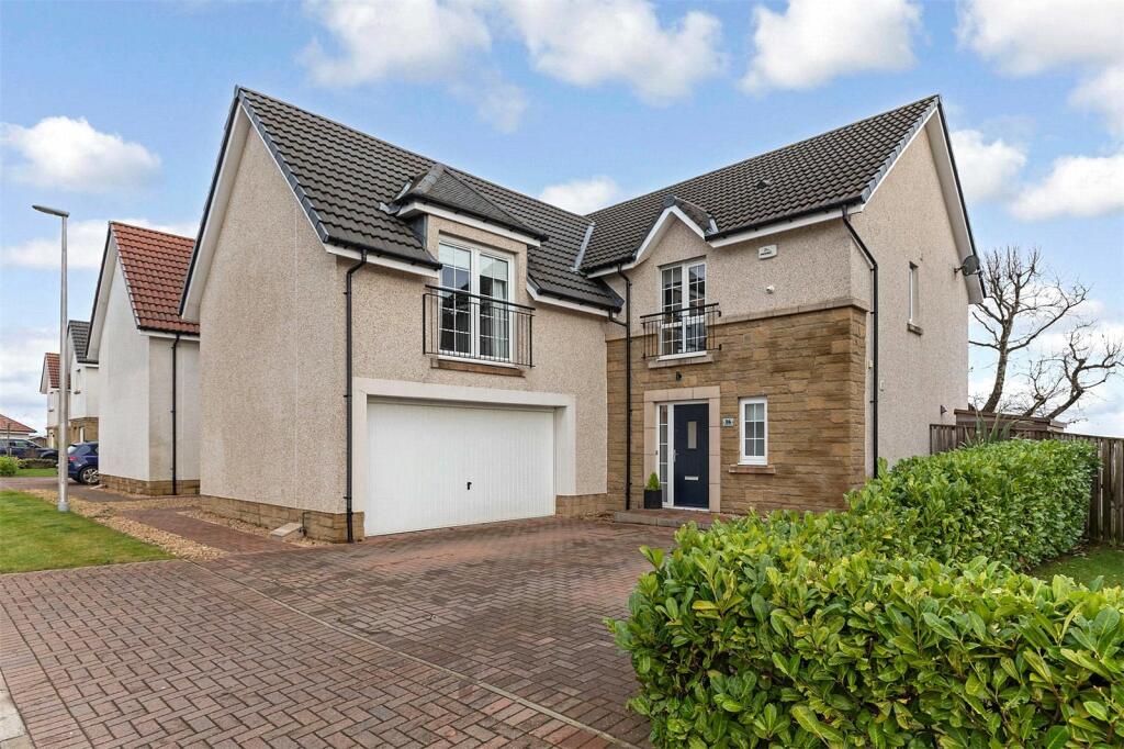 5 bedroom detached house for sale in Viewfield Gardens, East Kilbride, Glasgow, South Lanarkshire, G74