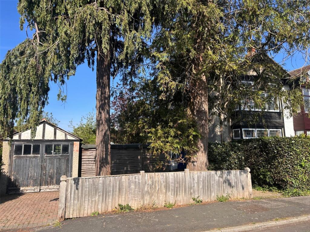 Main image of property: Beach Road, Emsworth, Hampshire, PO10