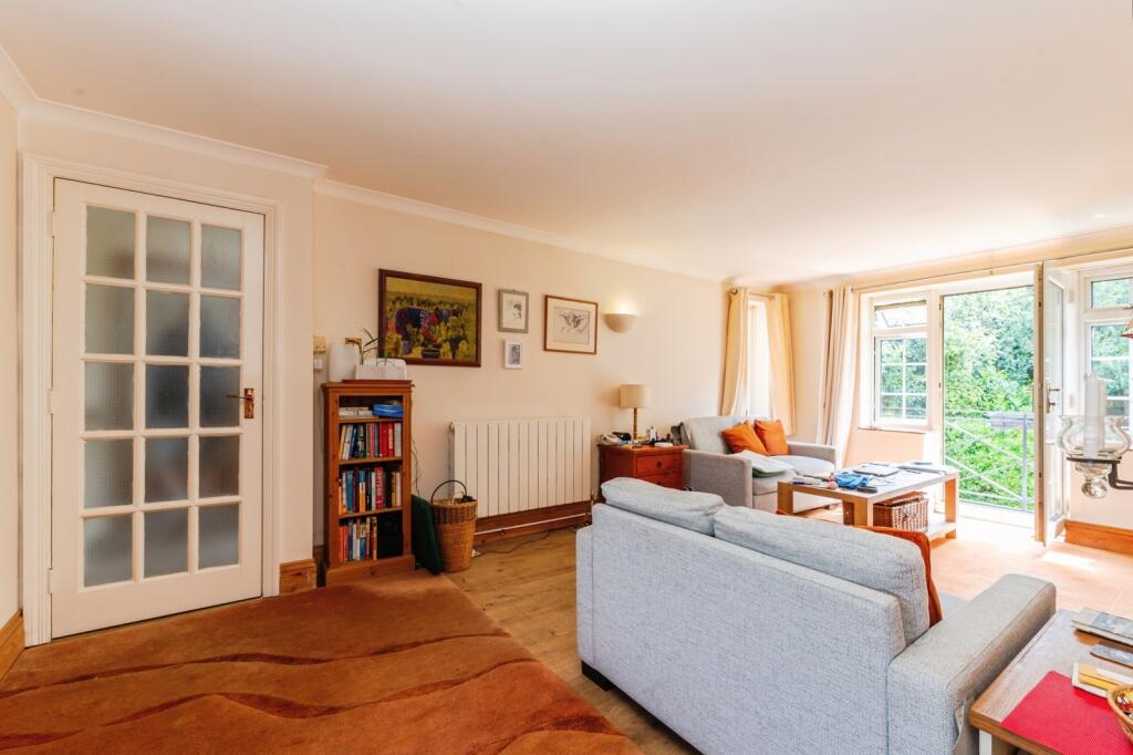 Main image of property: High Street, Esher, Surrey, KT10