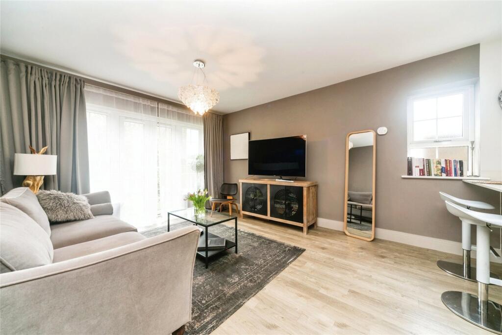 Main image of property: Portsmouth Road, Thames Ditton, Surrey, KT7