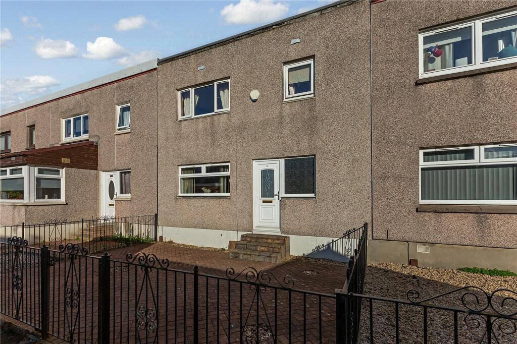 3 bedroom terraced house for sale in Skye Court, Grangemouth