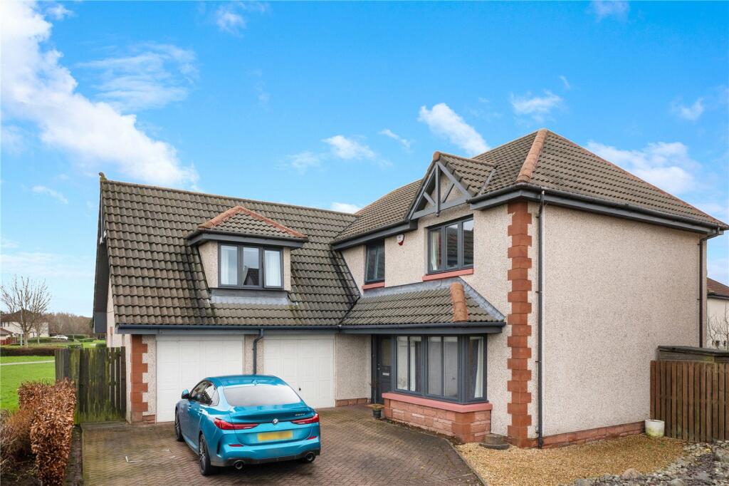 5 bedroom detached house for sale in Westpark Crescent, Falkirk