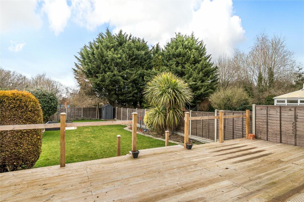 2 bedroom bungalow for sale in Shoreham Lane, Halstead, Sevenoaks, TN14