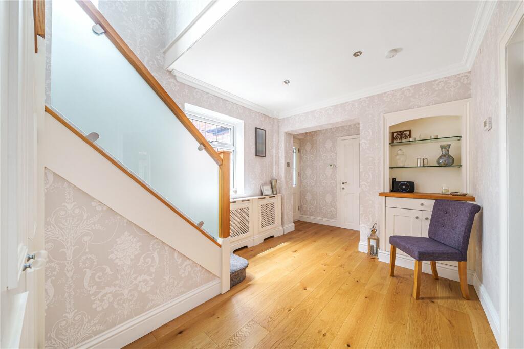 Additional property image - Crofton Avenue, Orpington