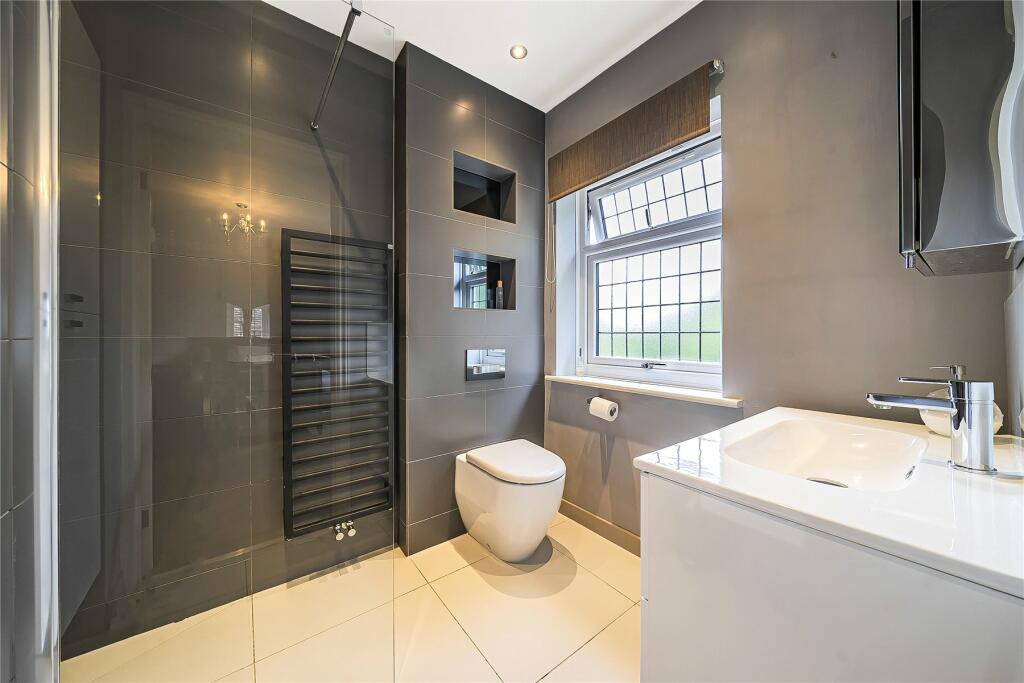 Additional property image - Crofton Avenue, Orpington
