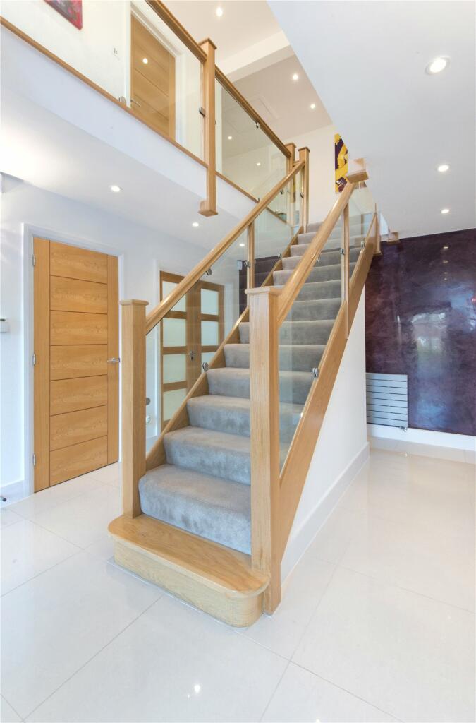 Additional property image - Birch Mead, Farnborough Park