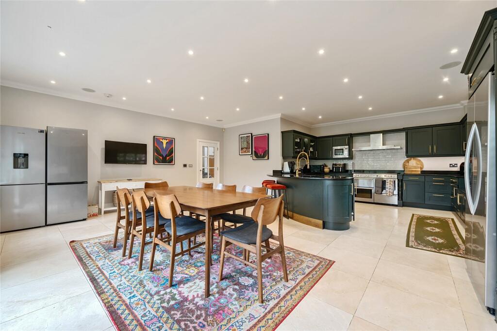 Additional property image - Chelsfield Hill, Chelsfield Park