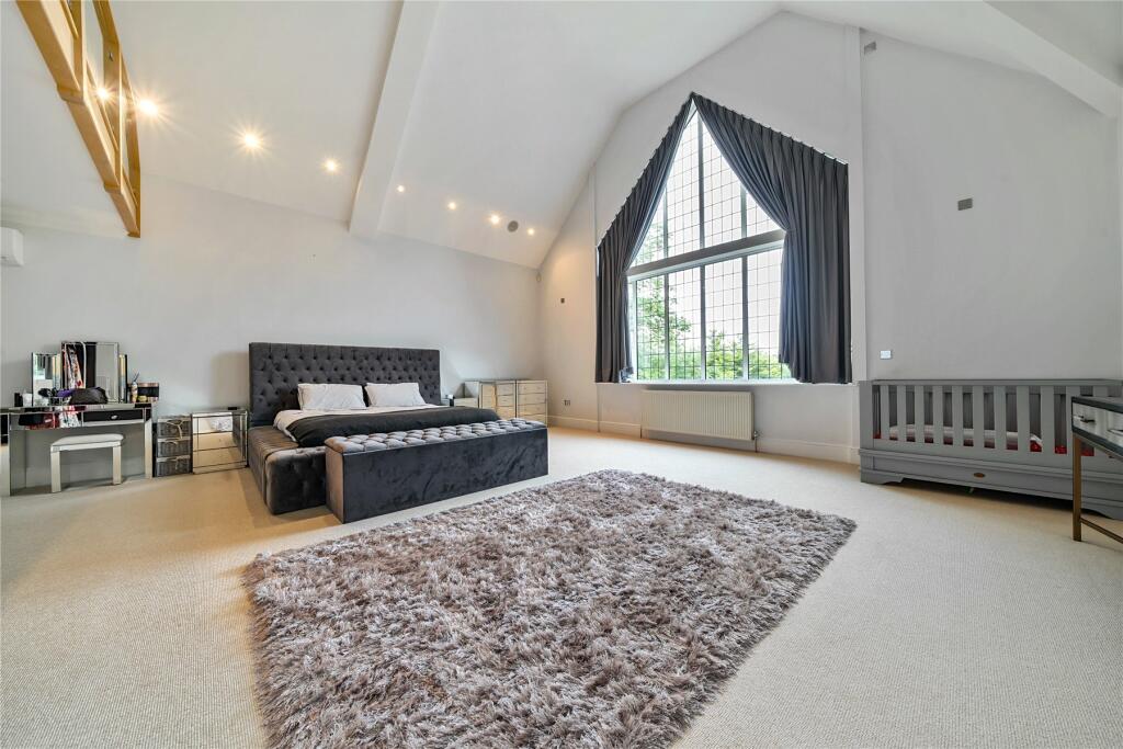 Additional property image - Chelsfield Hill, Chelsfield Park