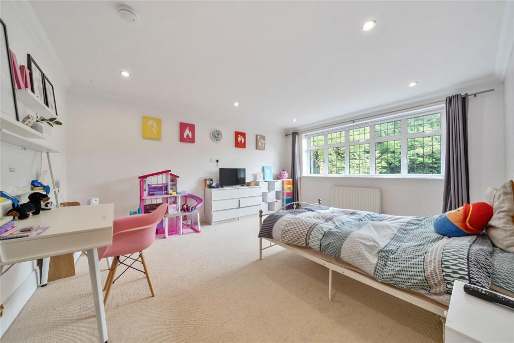 Additional property image - Chelsfield Hill, Chelsfield Park