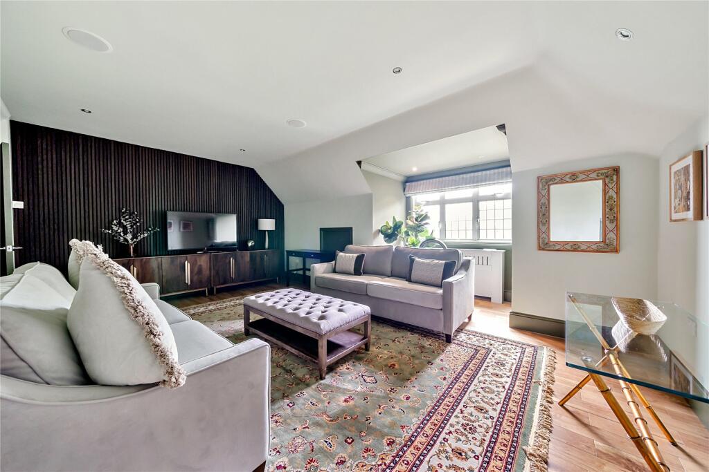 Additional property image - Chelsfield Hill, Chelsfield Park