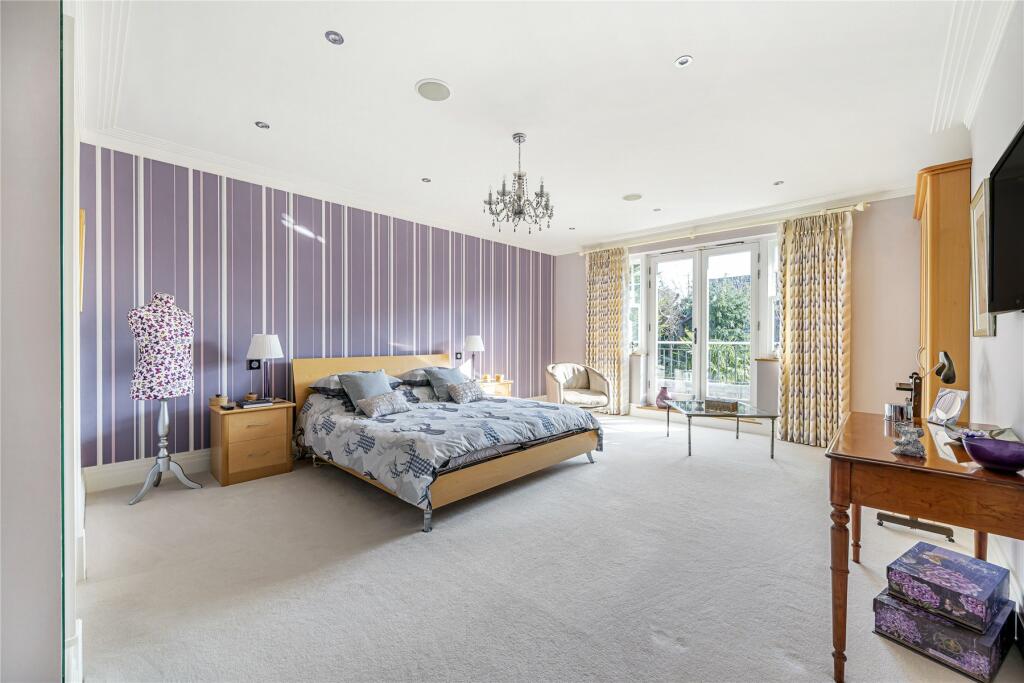 Additional property image - The Glen, Farnborough Park