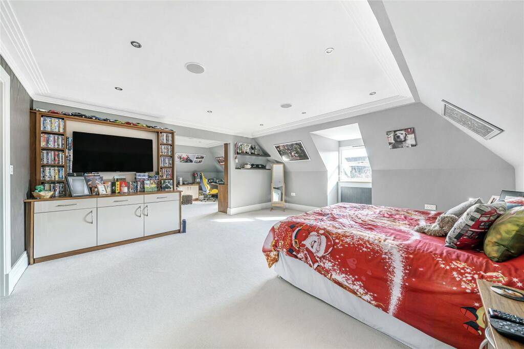 Additional property image - The Glen, Farnborough Park