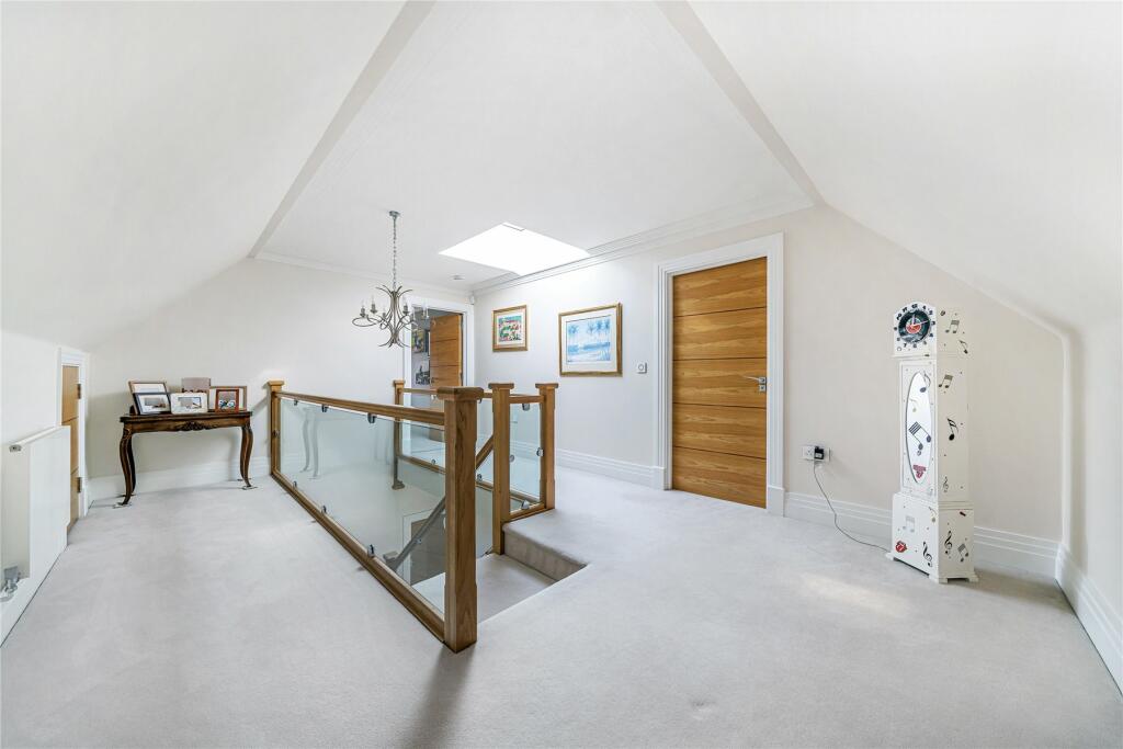 Additional property image - The Glen, Farnborough Park