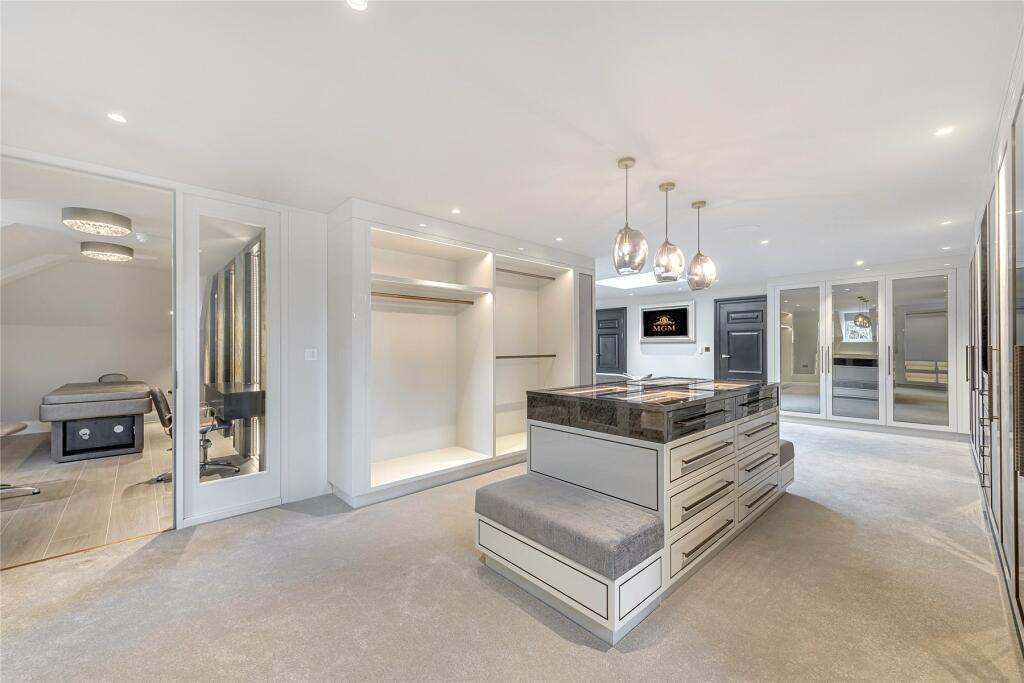 Additional property image - Holwood Park Avenue, Keston Park