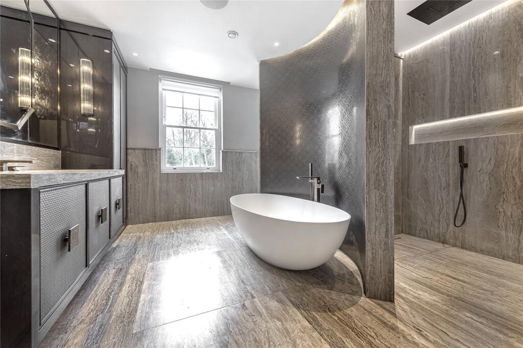 Additional property image - Holwood Park Avenue, Keston Park