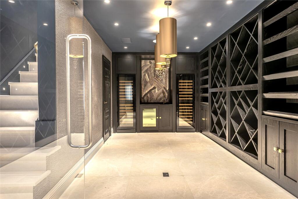 Additional property image - Holwood Park Avenue, Keston Park