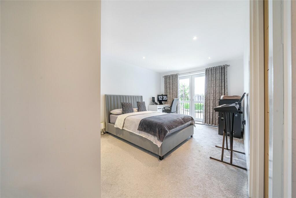 Additional property image - Crofton Lane, Orpington