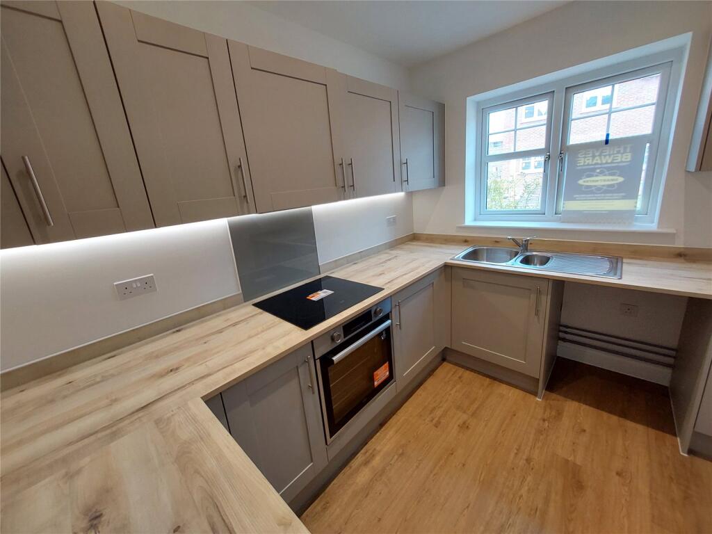 Main image of property: Hareshill, Featherfall Road, Crookham Village, Fleet, GU51