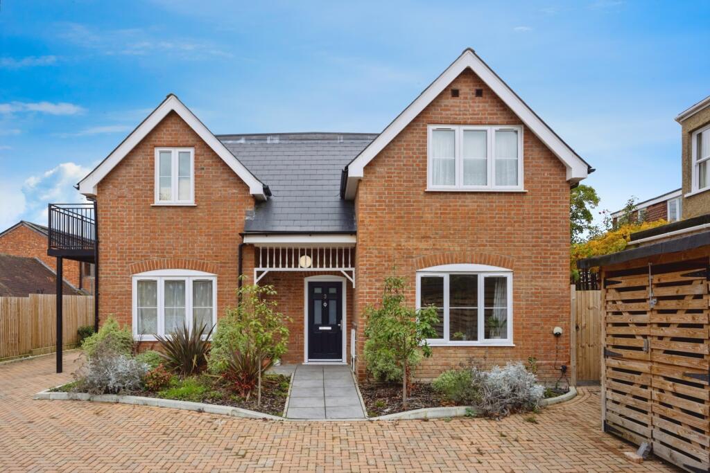 Main image of property: Eggars Hill, Aldershot, Hampshire, GU11
