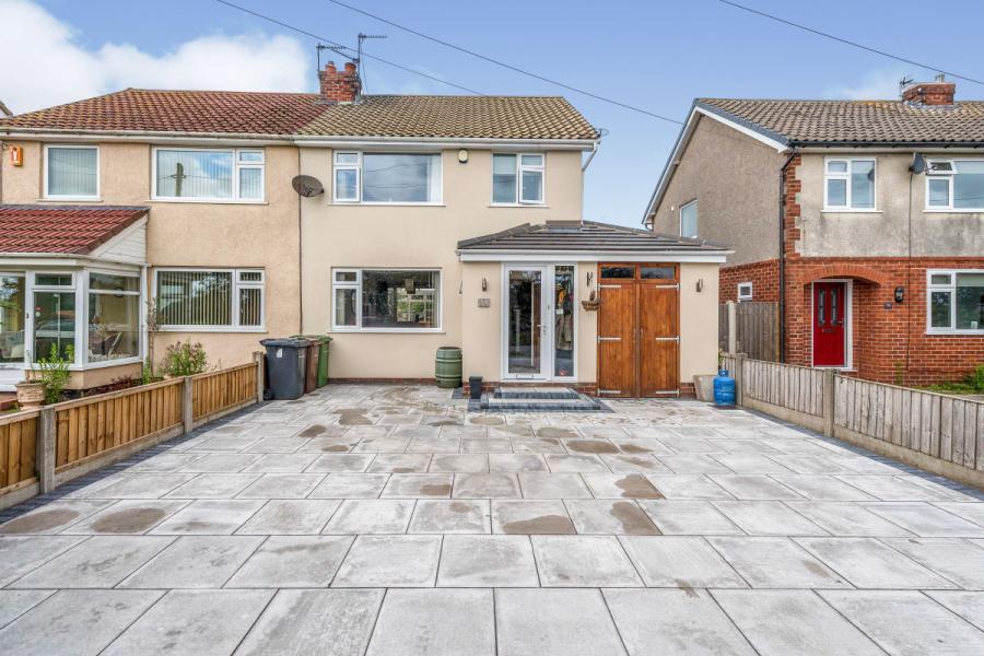 3 bedroom semidetached house for sale in Altcar Lane, Formby