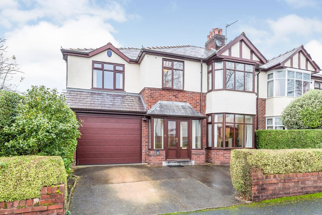 5 bedroom semidetached house for sale in Royal Avenue, Fulwood