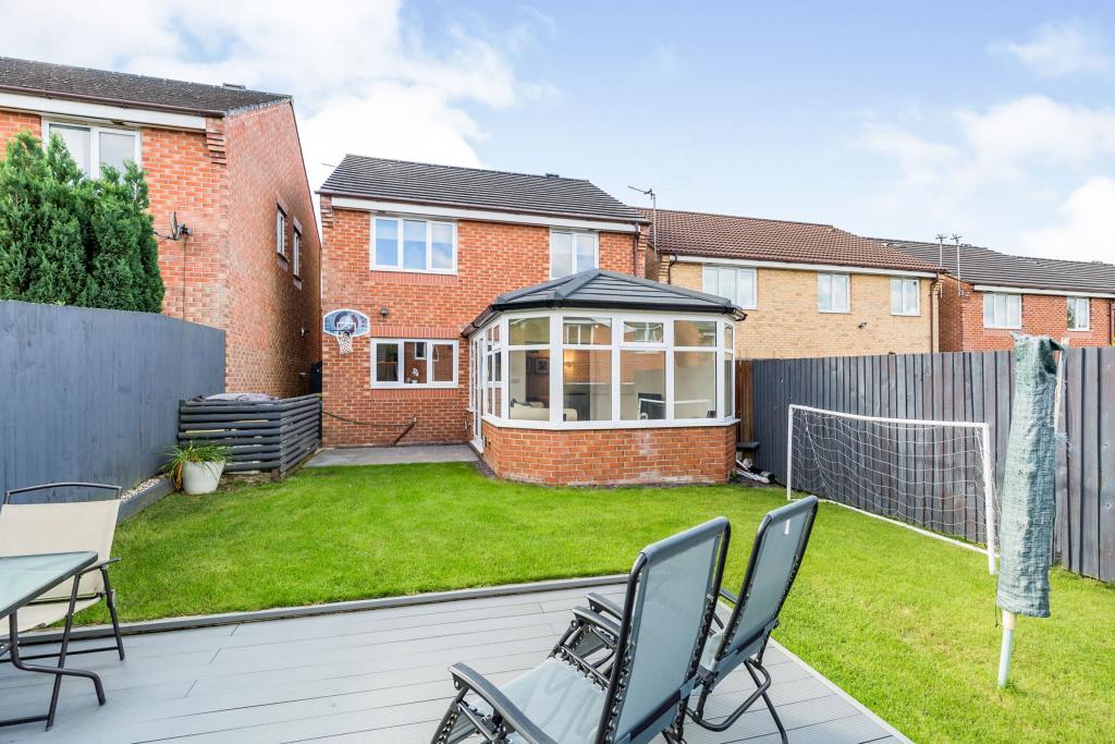 4 bedroom detached house for sale in Royal Drive, Fulwood, Preston