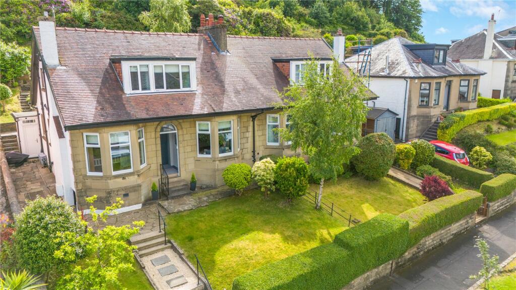 4 bedroom semidetached house for sale in Broomberry Drive, Gourock