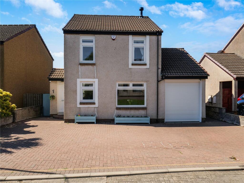 Main image of property: Langhouse Place, Inverkip, Inverkip, Inverclyde, PA16