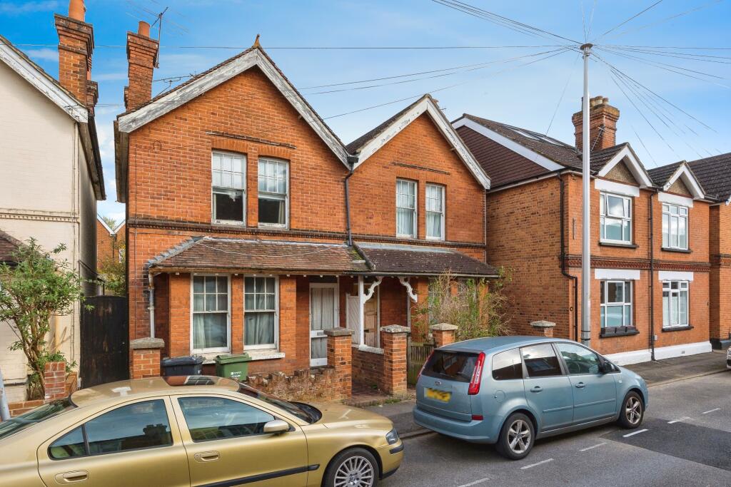 3 bedroom semi-detached house for sale in Springfield Road, Guildford, Surrey, GU1