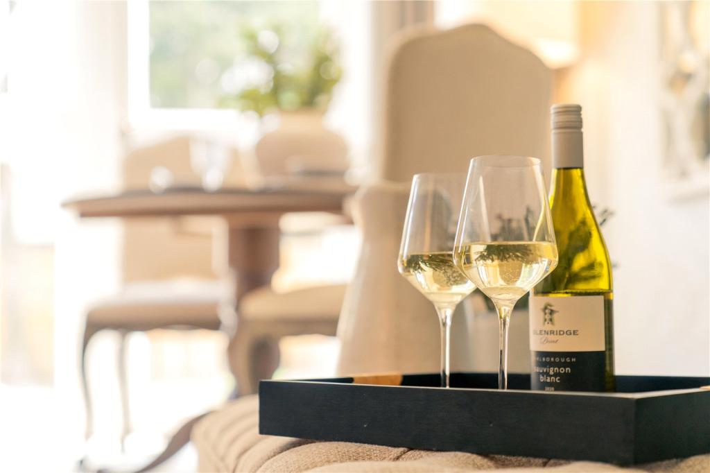 2 bedroom flat for sale in Matcham Grange, Wetherby Road, Harrogate, HG2