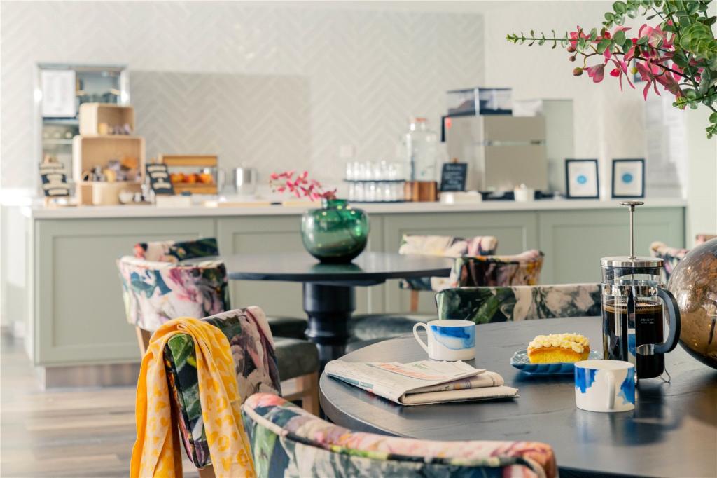 2 bedroom flat for sale in Matcham Grange, Wetherby Road, Harrogate, HG2