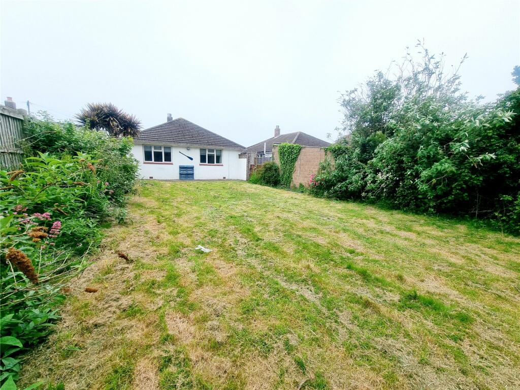 3 bedroom bungalow for sale in b Close, Hayling Island, Hampshire, PO11