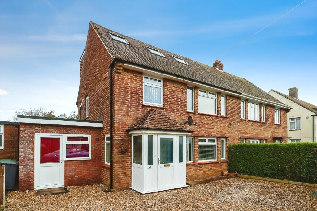 5 bedroom semidetached house for sale in Kings Road, Hayling Island