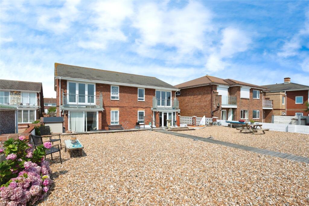 Main image of property: Southwood Road, HAYLING ISLAND, Hampshire, PO11