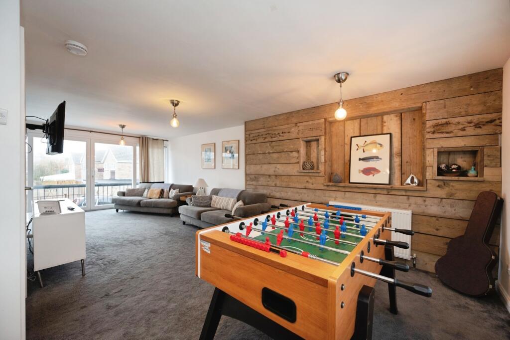 Main image of property: Sidlesham Close, HAYLING ISLAND, Hampshire, PO11