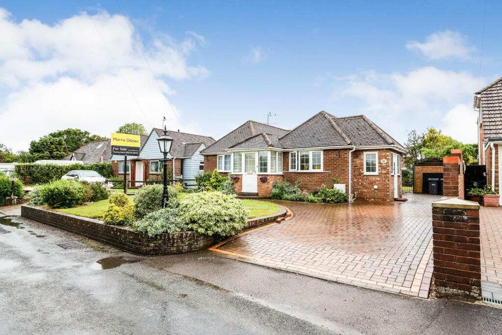 3 bedroom bungalow for sale in Copse Lane, Hayling Island, Hampshire, PO11