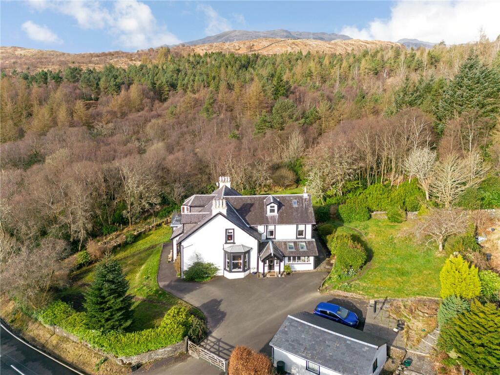 5 bedroom detached house for sale in Windwhistle, Garelochhead, Argyll