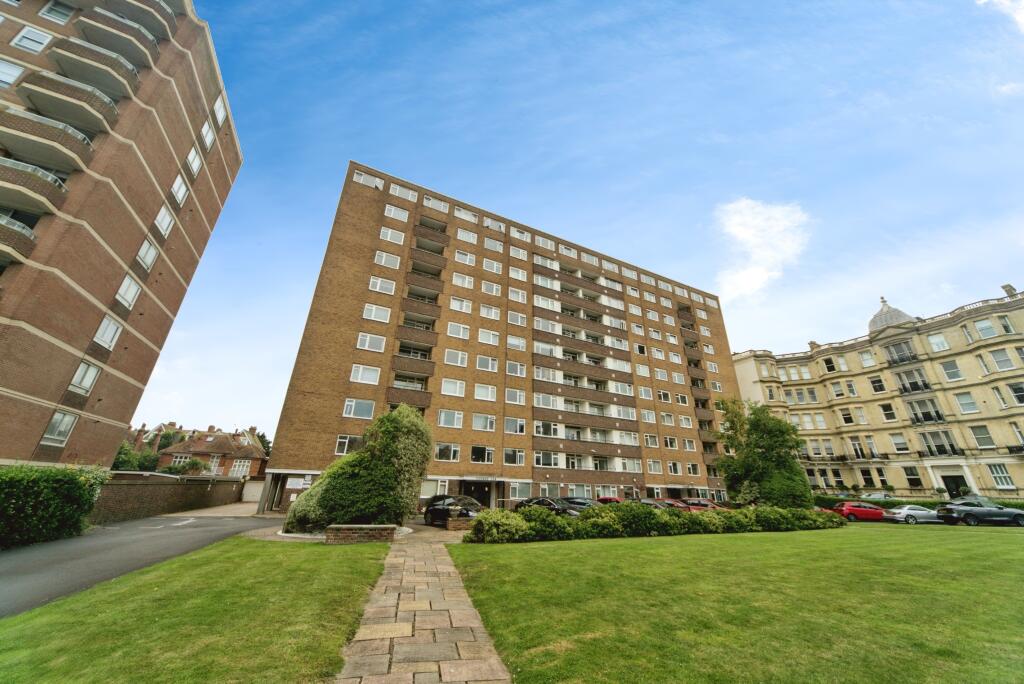 Main image of property: Coombe Lea, Grand Avenue, Hove, East Sussex, BN3