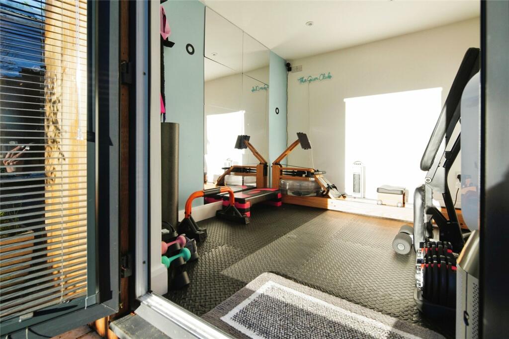 Additional property image - Woodlands, Hove, East Sussex, BN3