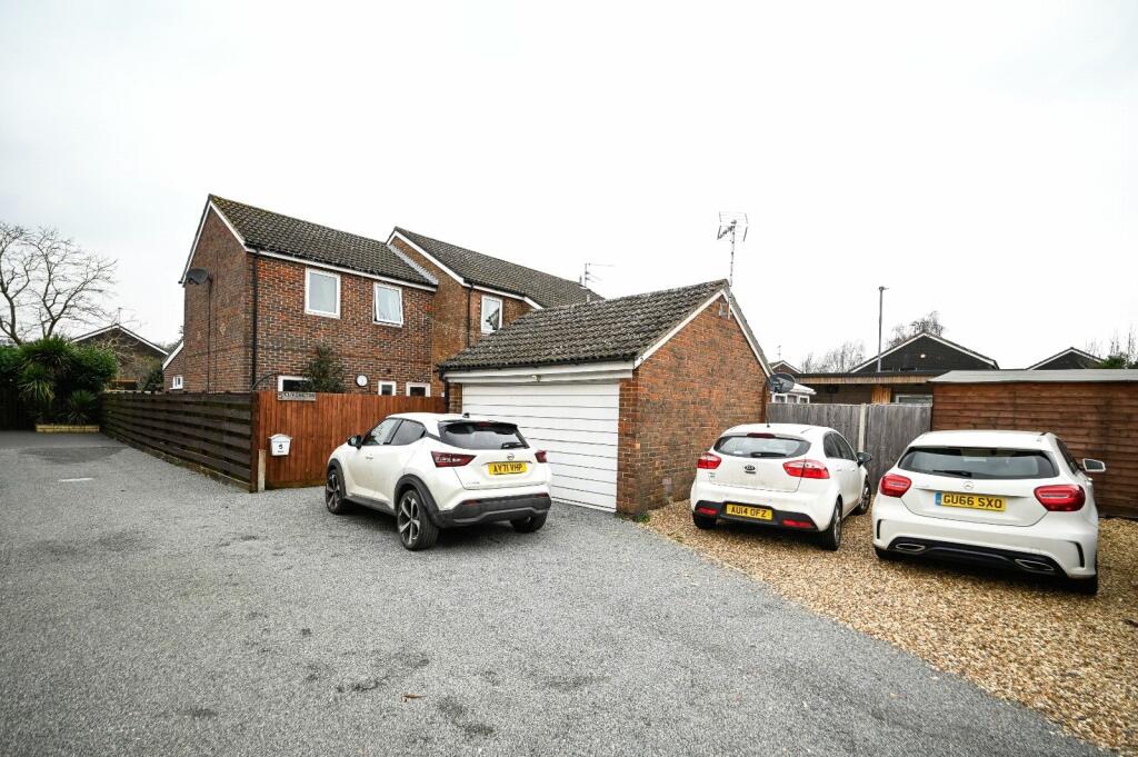 6 bedroom detached house for sale in Elvington, King's Lynn, Norfolk, PE30