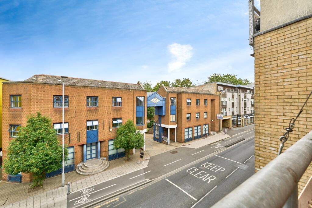 Main image of property: London Road, Kingston upon Thames, KT2