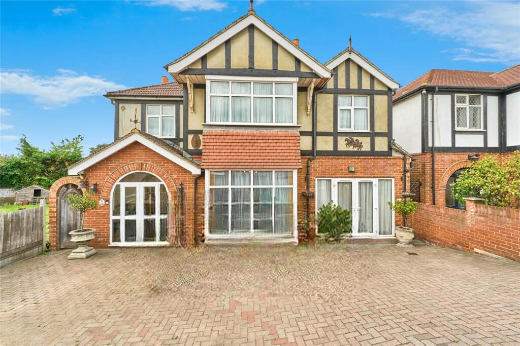 Main image of property: Tolworth Rise North, Surbiton, KT5